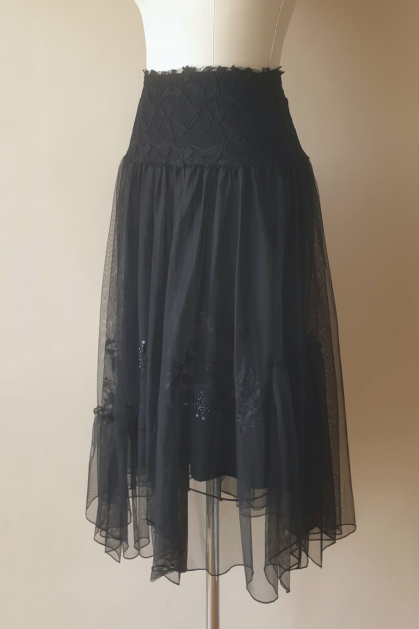 Romantic embellished floaty black skirt Size S/M