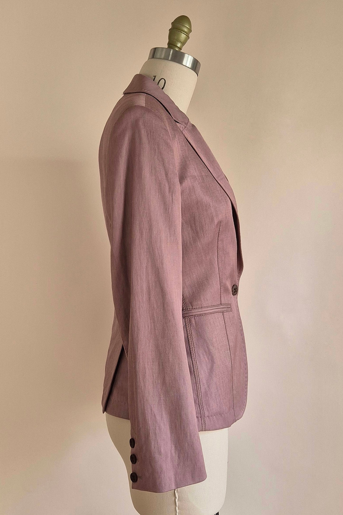 Classic dusty pink Hugo Boss blazer Size S